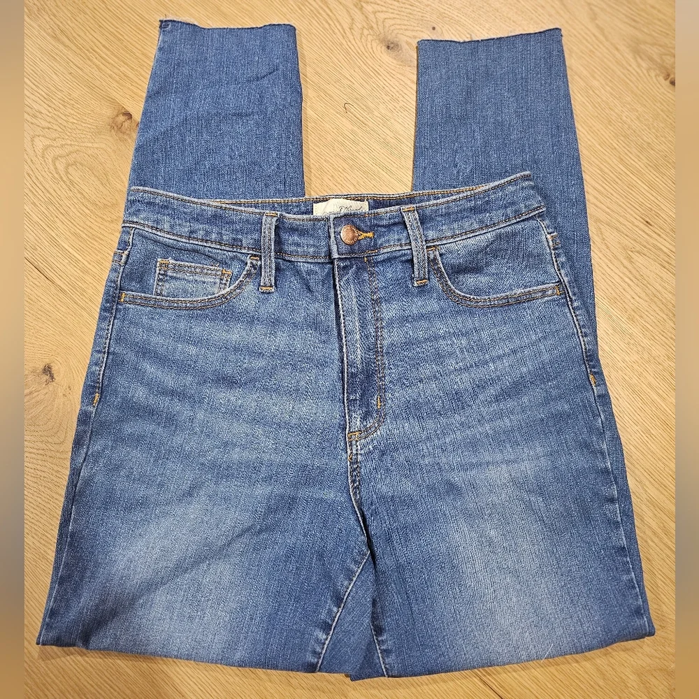 New universal thread size 8/29s high rise‎ skinny denim jeans